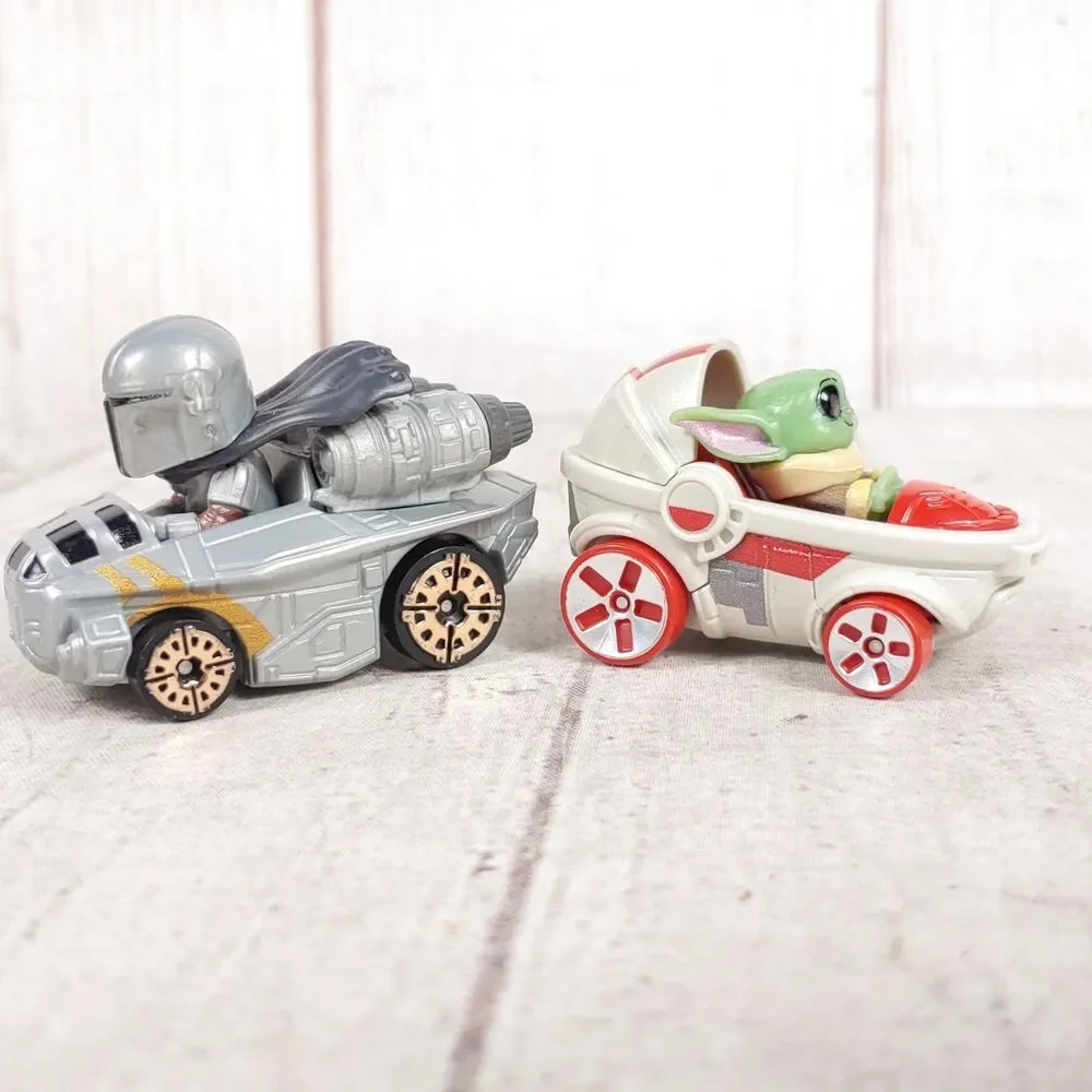 Hot Wheels Racer Verse - STAR WARS The Mandalorian & Grogu Baby Yoda - Cars Toys